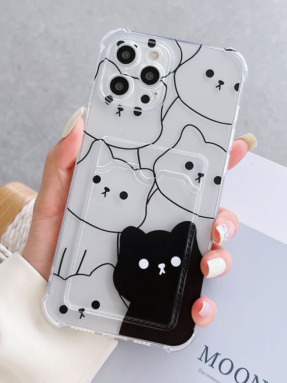 Trendy phone case styles.